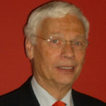 Min. Hans van den Broek